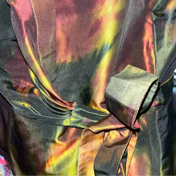 Lafayette 148 New York 100% Silk Iridescent Multicolored Wrap Blouse Size 12 - Picture 6 of 11